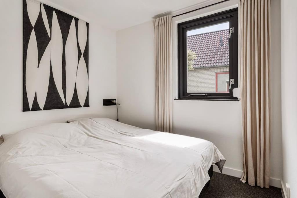 Vakantiehuis Aan Het Water -Incl Laadpaal- Ewijk Extérieur photo