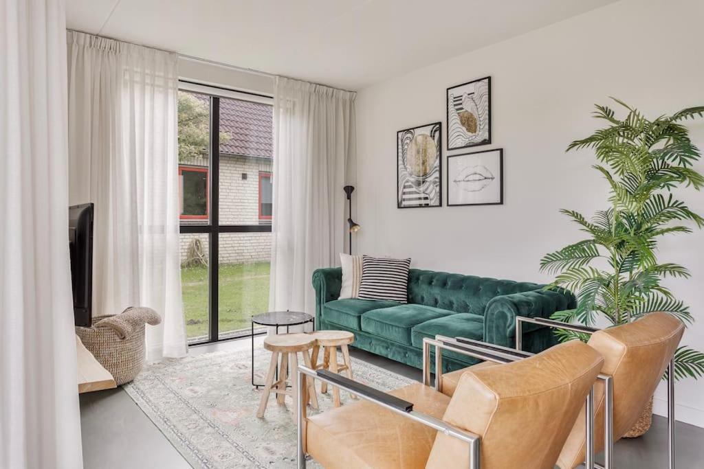 Vakantiehuis Aan Het Water -Incl Laadpaal- Ewijk Extérieur photo