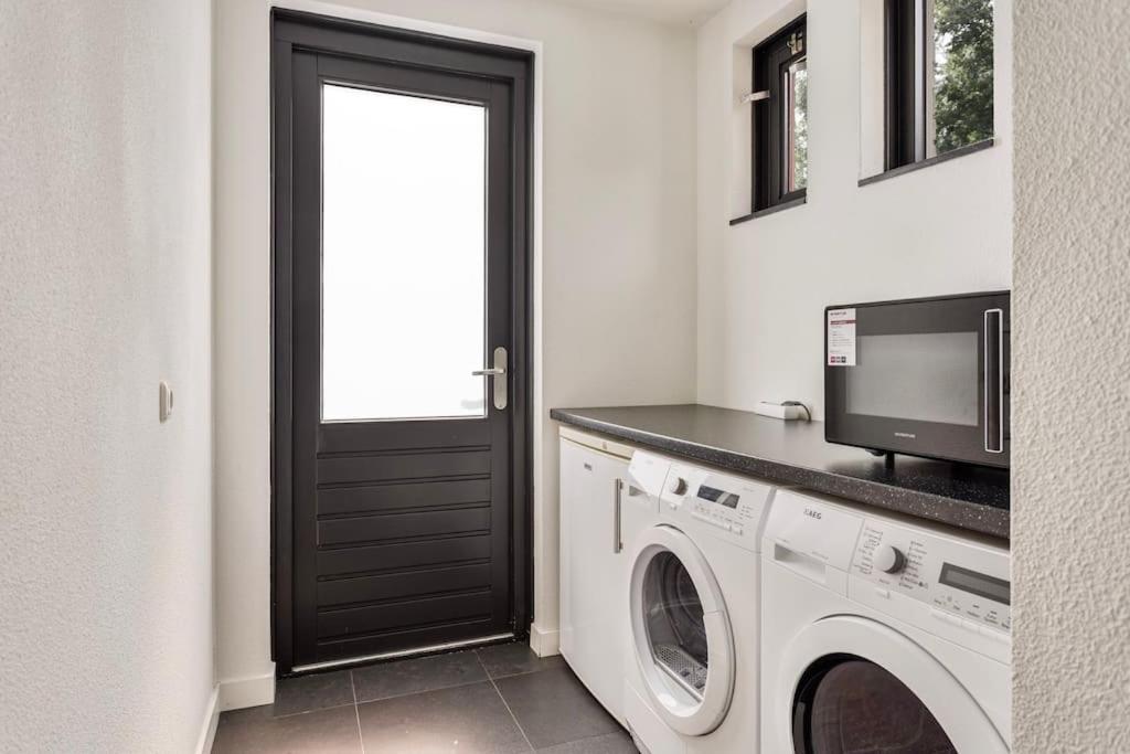 Vakantiehuis Aan Het Water -Incl Laadpaal- Ewijk Extérieur photo