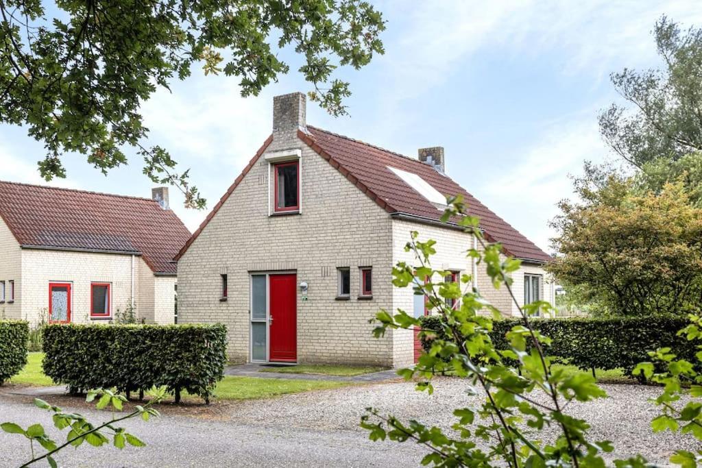 Vakantiehuis Aan Het Water -Incl Laadpaal- Ewijk Extérieur photo